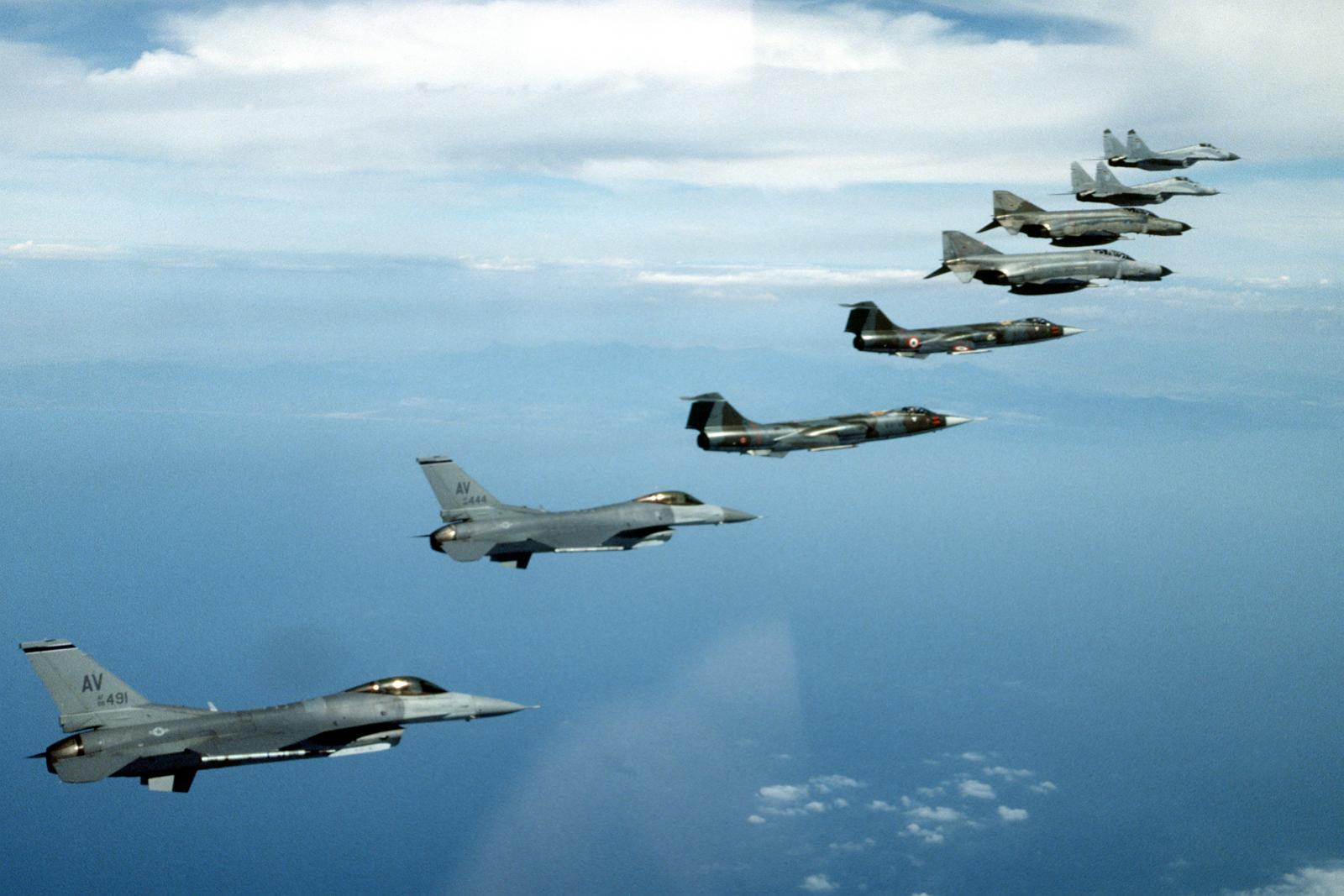 NATO Fighters '95