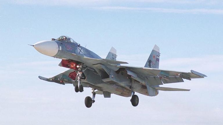 Su-33 landing