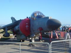 HARRIER AV 8 B