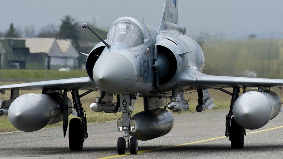 Mirage 2000 Francese in partenza per la Libia