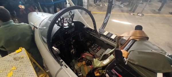 Cockpit anteriore MB339 CD