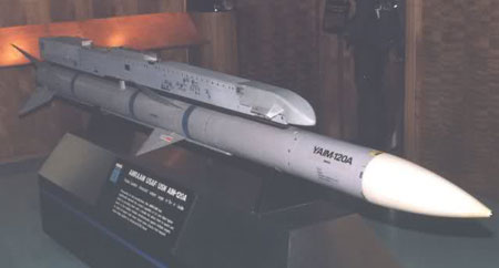 AIM-120 AMRAAM 05