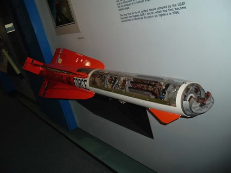 AIM-4 Falcon 01