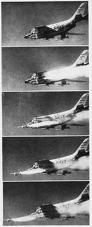 AIM-7 Sparrow 06